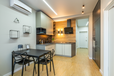 Sunshine Coast unit with kitchen and dining area